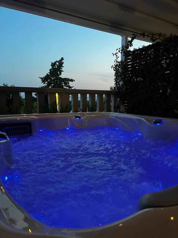 フヴァル Casa Benita Bed & Breakfast エクステリア 写真